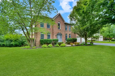 88 Open Pkwy S, Hawthorn Woods, IL 60047