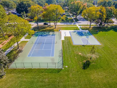 View/Area - 1817 E Maya Ln, Mount Prospect, IL 60056 photo 9 of 10