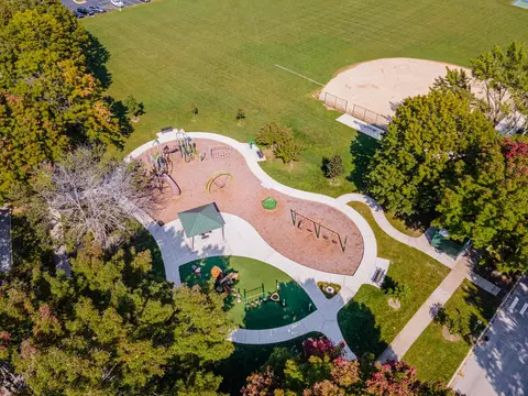 View/Area - 1817 E Maya Ln, Mount Prospect, IL 60056 photo 7 of 10