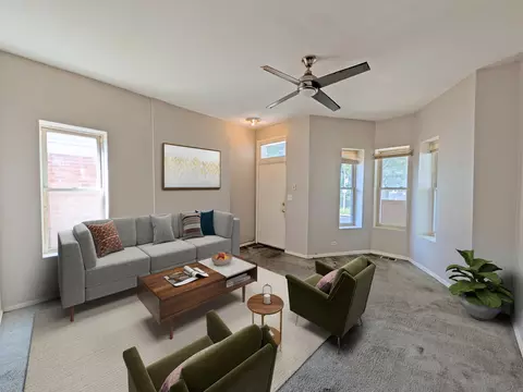 Living - 6237 S Ada St, Chicago, IL 60636 photo 2 of 3