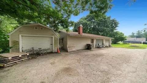 Exterior - 225 E 4th St, Byron, IL 61010 photo 6 of 9