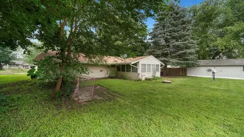 Exterior - 225 E 4th St, Byron, IL 61010 photo 8 of 9