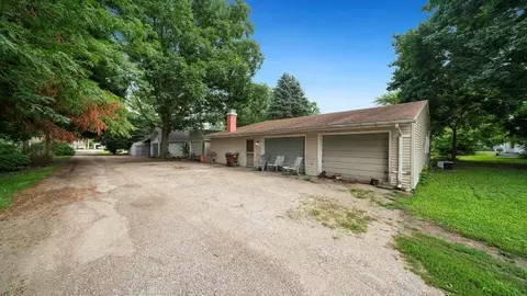 Exterior - 225 E 4th St, Byron, IL 61010 photo 7 of 9