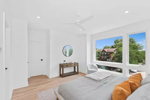Other - 710 E 41 St, Chicago, IL 60653 photo 2 of 12