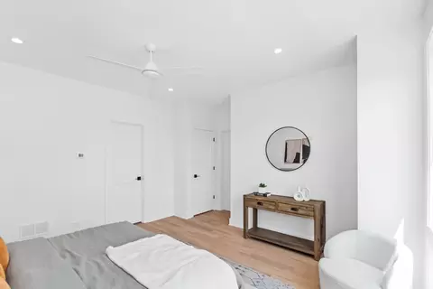 Other - 710 E 41 St, Chicago, IL 60653 photo 3 of 12
