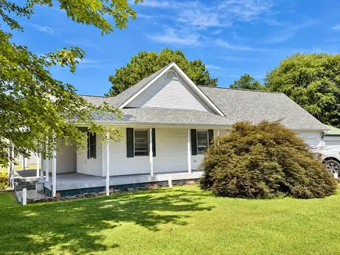 Exterior - 1203 White Pine Ln, Metropolis, IL 62960 photo 10 of 10
