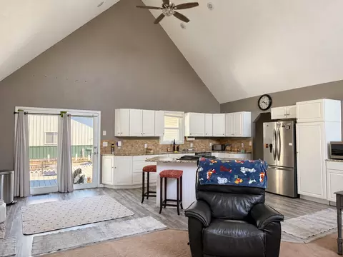 Kitchen - 1203 White Pine Ln, Metropolis, IL 62960 photo 1 of 3