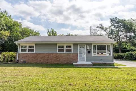 Exterior - 16419 Oxford Dr, Markham, IL 60428 photo 2 of 6