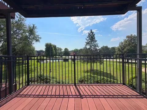 Exterior - 5000 Carriageway Dr #205, Rolling Meadows, IL 60008 photo 2 of 6
