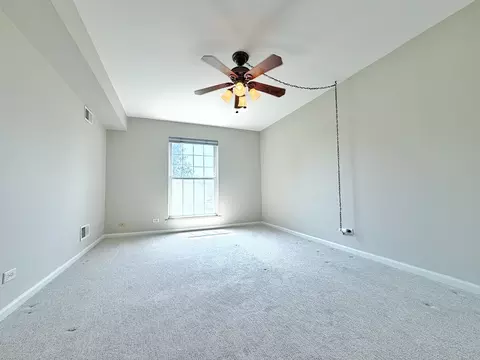 Bedroom - 5000 Carriageway Dr #205, Rolling Meadows, IL 60008 photo 2 of 3