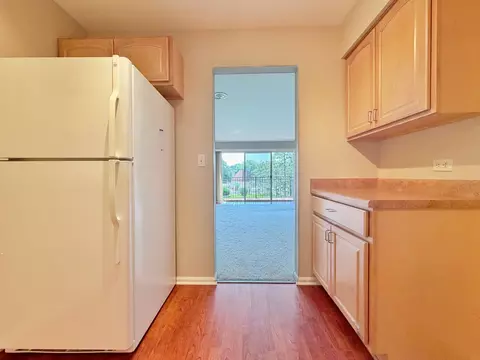 Kitchen - 5000 Carriageway Dr #205, Rolling Meadows, IL 60008 photo 4 of 4