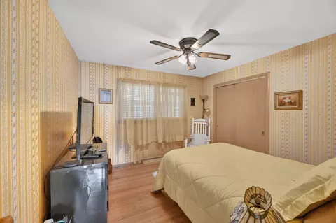 Bedroom - 2333 E 83rd St, Chicago, IL 60617 photo 2 of 2