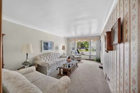 Living - 2333 E 83rd St, Chicago, IL 60617 photo 2 of 2