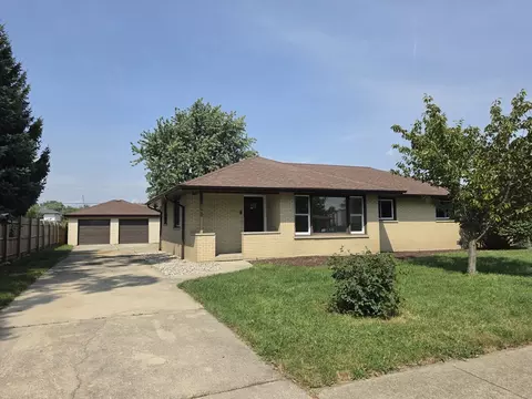 6410 W 88th St, Oak Lawn, IL 60453