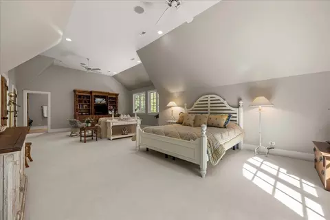Bedroom - 33 W551 Hub Rd, Wayne, IL 60184 photo 5 of 6