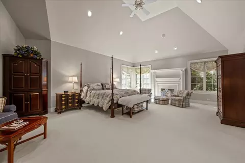 Bedroom - 33 W551 Hub Rd, Wayne, IL 60184 photo 1 of 6