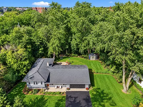 View/Area - 21 E Hillside Rd, Naperville, IL 60540 photo 1 of 5