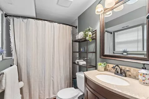 Bath - 21 E Hillside Rd, Naperville, IL 60540 photo 3 of 3