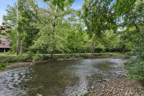 View/Area - 21 E Hillside Rd, Naperville, IL 60540 photo 4 of 5