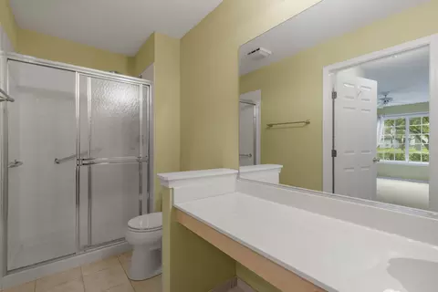 Bath - 383 Aberdeen Ct #1, Bartlett, IL 60103 photo 2 of 2
