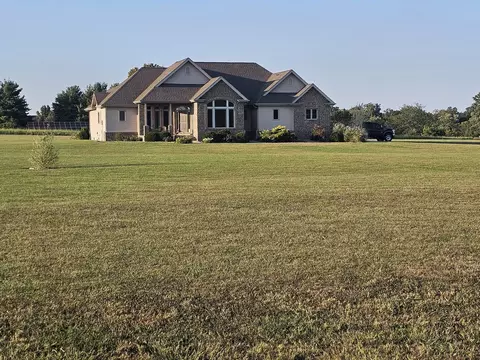 Exterior - 15228 E Holland Dr, Mount Vernon, IL 62864 photo 16 of 16