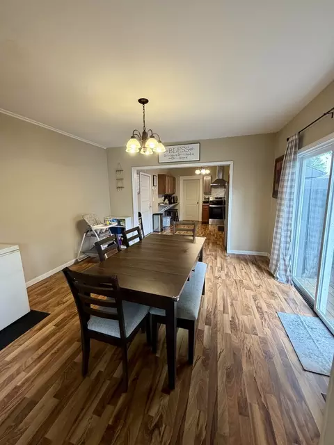 Dining - 205 W 6th St, Benton, IL 62812 photo 1 of 1