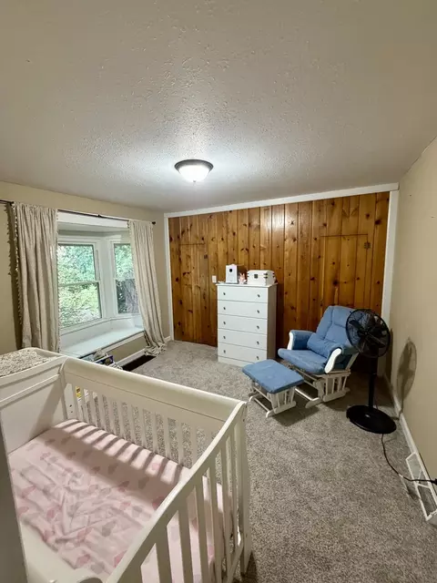 Bedroom - 205 W 6th St, Benton, IL 62812 photo 4 of 4