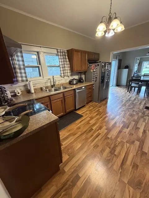 Kitchen - 205 W 6th St, Benton, IL 62812 photo 2 of 2