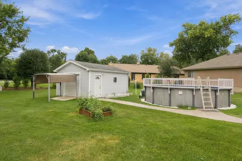 Exterior - 14101 E Laramie Ct, Crestwood, IL 60418 photo 7 of 10