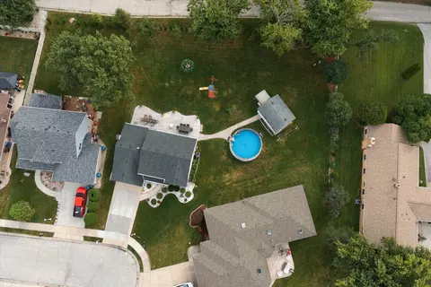 View/Area - 14101 E Laramie Ct, Crestwood, IL 60418 photo 2 of 3