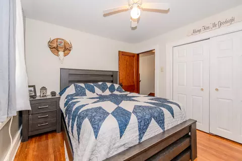 Bedroom - 426 E Jefferson St, Morris, IL 60450 photo 3 of 10