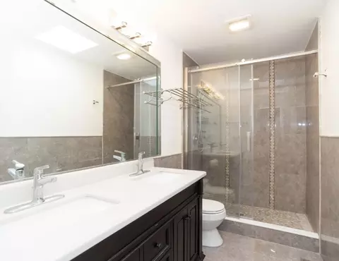 Bath - 1411 W Harrison St, Chicago, IL 60607 photo 1 of 3