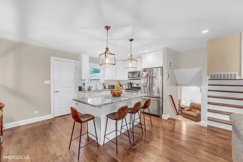 Kitchen - 148 Jeffery Ln, Des Plaines, IL 60018 photo 3 of 6