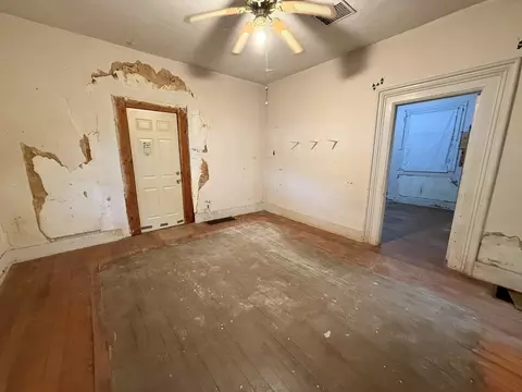 Living - 115 W James St, Dwight, IL 60420 photo 4 of 4