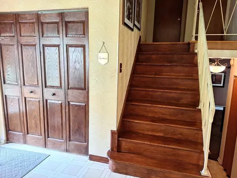 Entry Way - 331 Orchard St, Hillside, IL 60162 photo 1 of 2