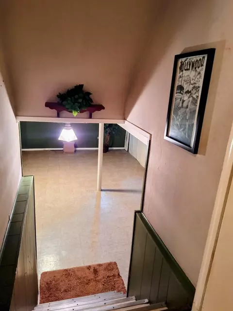 Entry Way - 331 Orchard St, Hillside, IL 60162 photo 2 of 2