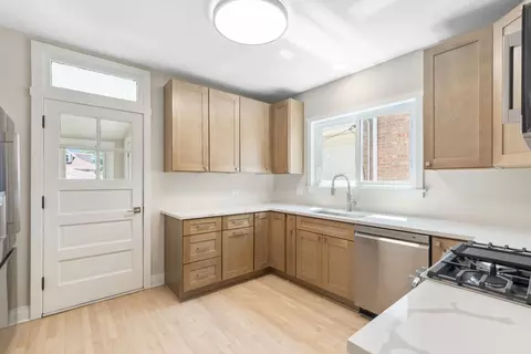 Kitchen - 5747 N Melvina Ave, Chicago, IL 60646 photo 2 of 2