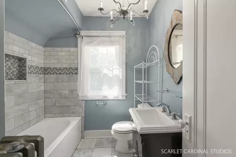 Bath - 821 Howard St, Wheaton, IL 60187 photo 1 of 3