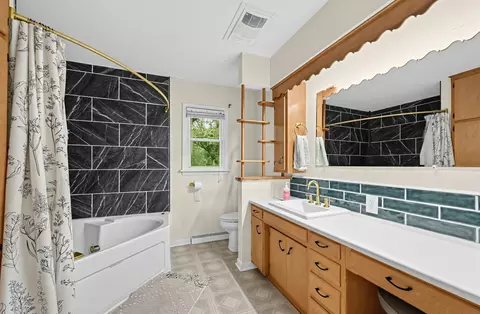 Bath - 310 N 1st St, Compton, IL 61318 photo 1 of 1