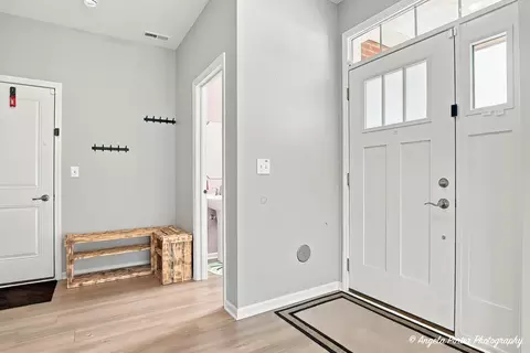 Entry Way - 1012 Draper Rd, Mchenry, IL 60050 photo 1 of 2
