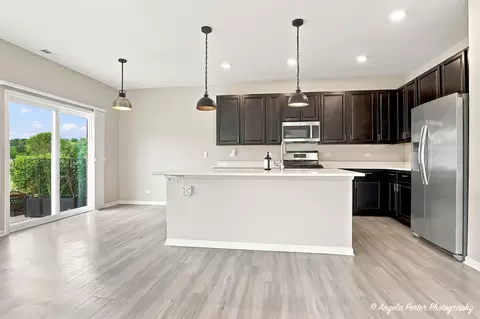 Kitchen - 1012 Draper Rd, Mchenry, IL 60050 photo 7 of 7