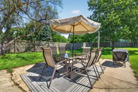 Exterior - 2021 Lancaster Ln, Wheaton, IL 60189 photo 4 of 12