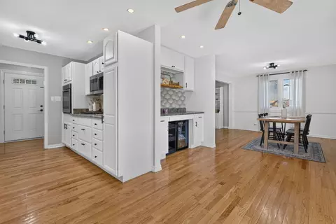 Other - 2021 Lancaster Ln, Wheaton, IL 60189 photo 1 of 5