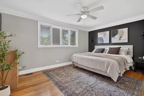Bedroom - 2021 Lancaster Ln, Wheaton, IL 60189 photo 1 of 5