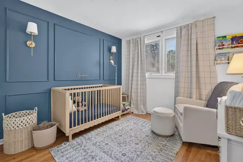 Bedroom - 2021 Lancaster Ln, Wheaton, IL 60189 photo 5 of 5