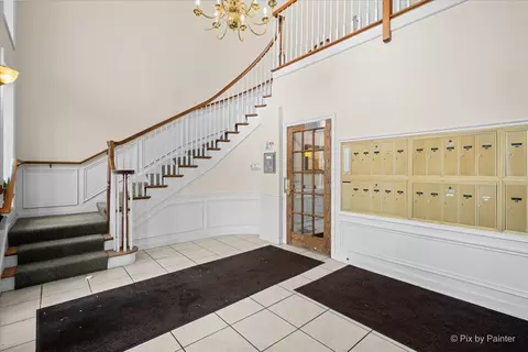 Entry Way - 3100 Town Square Dr #101, Rolling Meadows, IL 60008 photo 4 of 4