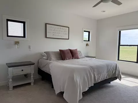 Bedroom - 237 W Torrey Pines Dr, Eldridge, IA 52748 photo 2 of 2