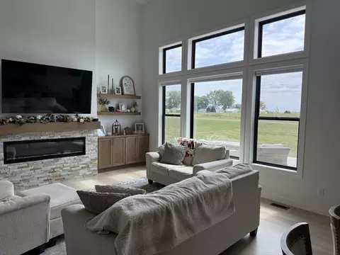 Living - 237 W Torrey Pines Dr, Eldridge, IA 52748 photo 1 of 4
