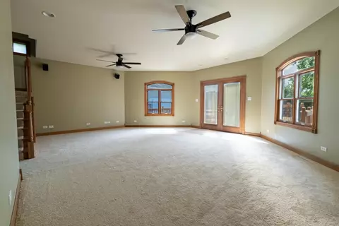 Living - 3305 Pheasant Dr, Rolling Meadows, IL 60008 photo 2 of 3