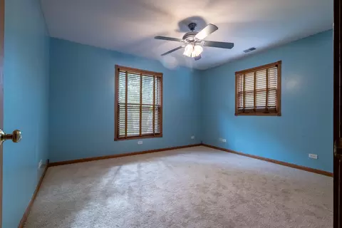 Bedroom - 3305 Pheasant Dr, Rolling Meadows, IL 60008 photo 4 of 12